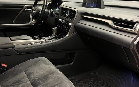 Lexus RX IV рестайлинг, 2017 год, 3 450 000 рублей, 18 фотография