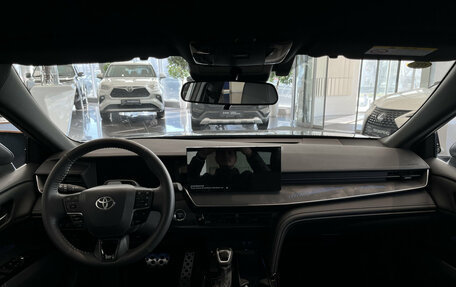 Toyota Camry, 2025 год, 4 790 000 рублей, 14 фотография