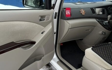 Toyota ISis I, 2011 год, 1 150 000 рублей, 13 фотография