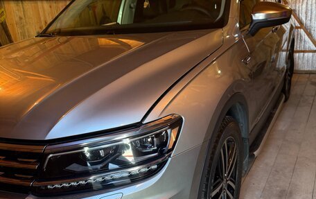 Volkswagen Tiguan II, 2017 год, 3 000 000 рублей, 1 фотография