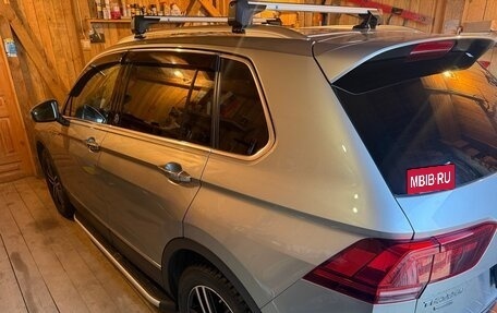 Volkswagen Tiguan II, 2017 год, 3 000 000 рублей, 3 фотография