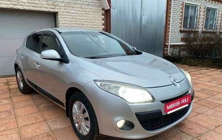 Renault Megane III, 2011 год, 549 000 рублей, 3 фотография