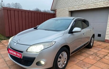 Renault Megane III, 2011 год, 549 000 рублей, 6 фотография