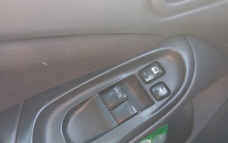 Nissan Almera, 2004 год, 330 000 рублей, 14 фотография