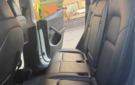 Tesla Model Y I, 2022 год, 6 130 000 рублей, 10 фотография