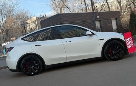 Tesla Model Y I, 2022 год, 6 130 000 рублей, 11 фотография