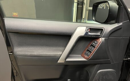 Toyota Land Cruiser Prado 150 рестайлинг 2, 2016 год, 4 100 000 рублей, 7 фотография