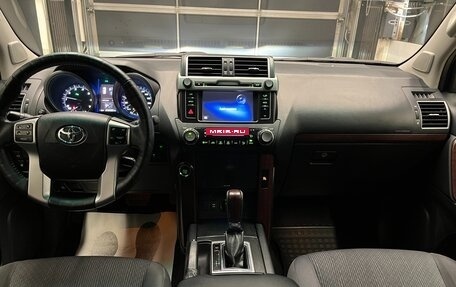 Toyota Land Cruiser Prado 150 рестайлинг 2, 2016 год, 4 100 000 рублей, 23 фотография