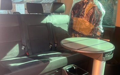 Volkswagen Multivan T5, 2012 год, 2 700 000 рублей, 1 фотография