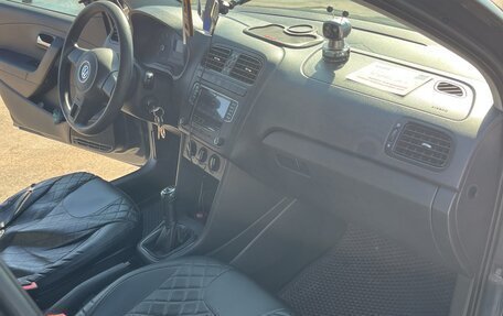 Volkswagen Polo VI (EU Market), 2012 год, 590 000 рублей, 10 фотография