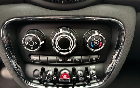 MINI Clubman, 2020 год, 2 880 000 рублей, 31 фотография