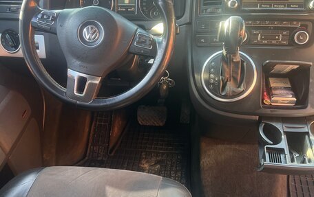 Volkswagen Multivan T5, 2012 год, 2 700 000 рублей, 6 фотография