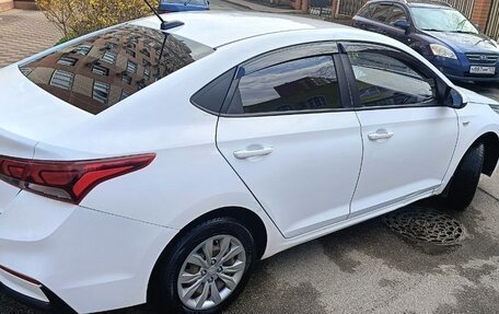 Hyundai Solaris II рестайлинг, 2018 год, 720 000 рублей, 4 фотография