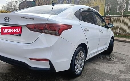 Hyundai Solaris II рестайлинг, 2018 год, 720 000 рублей, 5 фотография