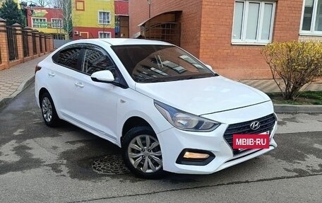 Hyundai Solaris II рестайлинг, 2018 год, 720 000 рублей, 2 фотография