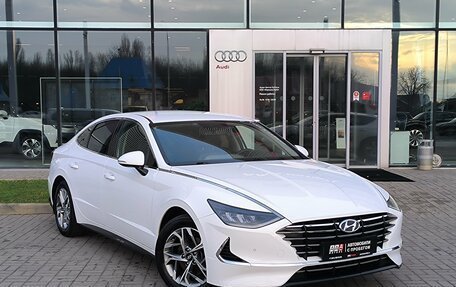 Hyundai Sonata VIII, 2020 год, 1 650 000 рублей, 3 фотография