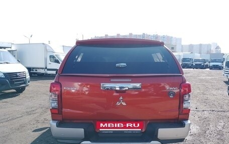 Mitsubishi L200 IV рестайлинг, 2020 год, 4 300 000 рублей, 4 фотография