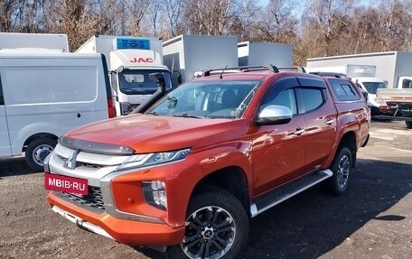 Mitsubishi L200 IV рестайлинг, 2020 год, 4 300 000 рублей, 10 фотография