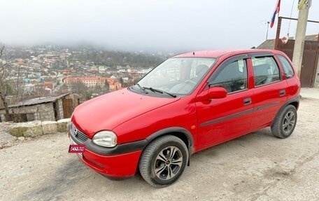 Opel Corsa B, 2000 год, 260 000 рублей, 1 фотография