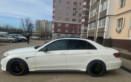 Mercedes-Benz E-Класс, 2014 год, 2 350 000 рублей, 4 фотография