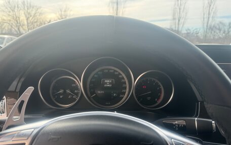 Mercedes-Benz E-Класс, 2014 год, 2 350 000 рублей, 11 фотография