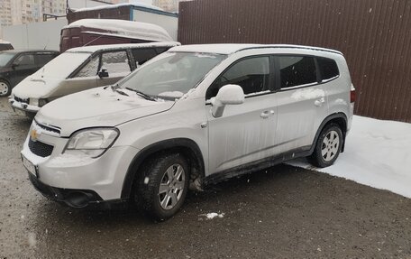 Chevrolet Orlando I, 2012 год, 670 000 рублей, 4 фотография