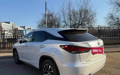 Lexus RX IV рестайлинг, 2021 год, 5 350 000 рублей, 6 фотография