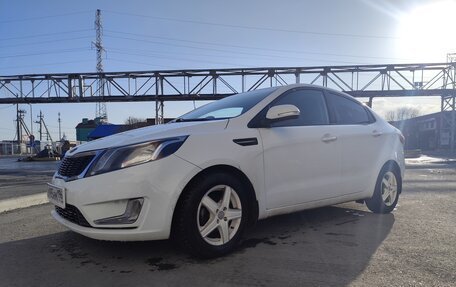 KIA Rio III рестайлинг, 2014 год, 750 000 рублей, 2 фотография