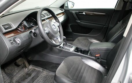 Volkswagen Passat B7, 2011 год, 950 000 рублей, 10 фотография