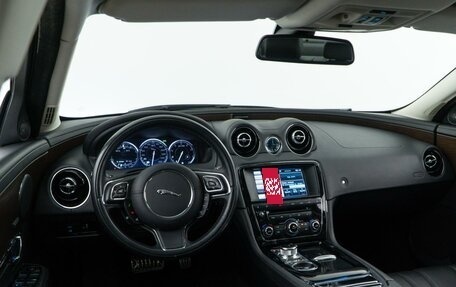 Jaguar XJ IV (X351), 2014 год, 2 669 900 рублей, 6 фотография