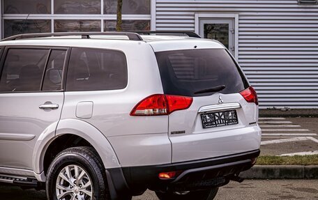 Mitsubishi Pajero Sport II рестайлинг, 2013 год, 1 595 000 рублей, 10 фотография