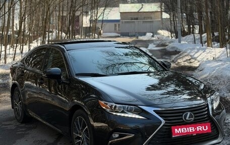 Lexus ES VII, 2015 год, 2 600 000 рублей, 1 фотография