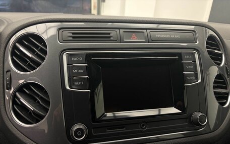 Volkswagen Tiguan I, 2015 год, 1 799 900 рублей, 9 фотография