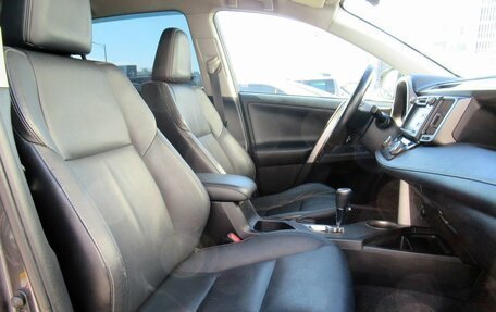 Toyota RAV4, 2013 год, 1 940 000 рублей, 10 фотография