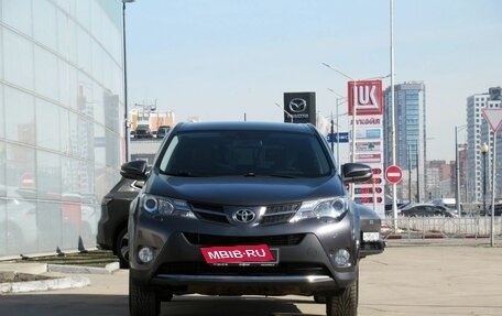 Toyota RAV4, 2013 год, 1 940 000 рублей, 2 фотография