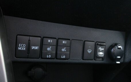 Toyota RAV4, 2013 год, 1 940 000 рублей, 14 фотография