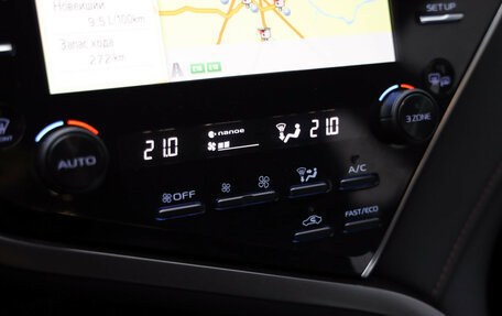 Toyota Camry, 2018 год, 3 549 000 рублей, 16 фотография