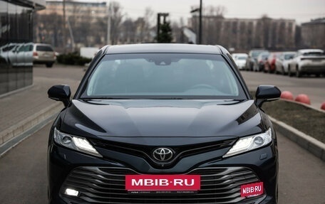 Toyota Camry, 2018 год, 3 549 000 рублей, 3 фотография