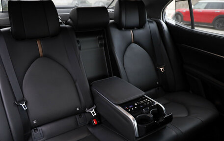 Toyota Camry, 2018 год, 3 549 000 рублей, 28 фотография