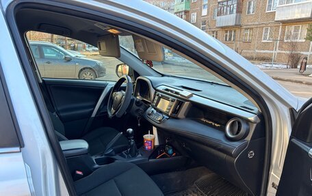 Toyota RAV4, 2013 год, 1 900 000 рублей, 9 фотография