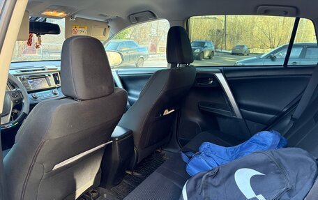 Toyota RAV4, 2013 год, 1 900 000 рублей, 12 фотография