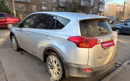 Toyota RAV4, 2013 год, 1 900 000 рублей, 4 фотография