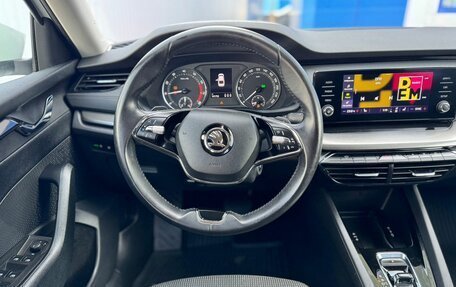 Skoda Octavia IV, 2021 год, 2 350 000 рублей, 15 фотография