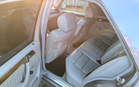 Mercedes-Benz E-Класс, 1994 год, 1 250 000 рублей, 10 фотография