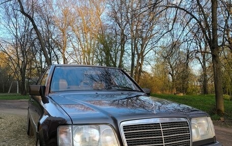 Mercedes-Benz E-Класс, 1994 год, 1 250 000 рублей, 17 фотография