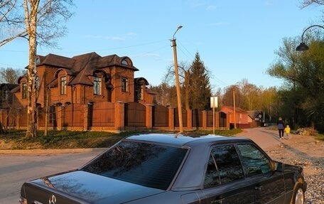 Mercedes-Benz E-Класс, 1994 год, 1 250 000 рублей, 26 фотография