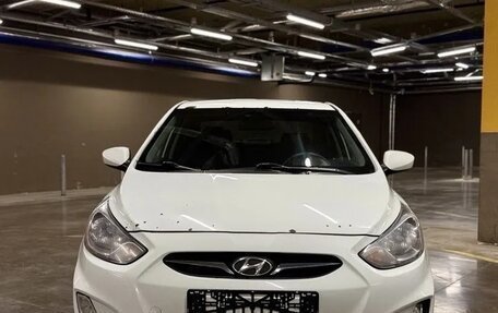 Hyundai Solaris II рестайлинг, 2013 год, 589 000 рублей, 2 фотография