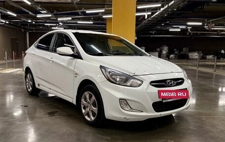 Hyundai Solaris II рестайлинг, 2013 год, 589 000 рублей, 3 фотография