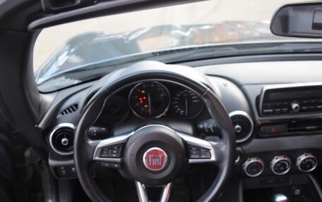 Fiat 124 Spider I, 2018 год, 3 070 000 рублей, 7 фотография