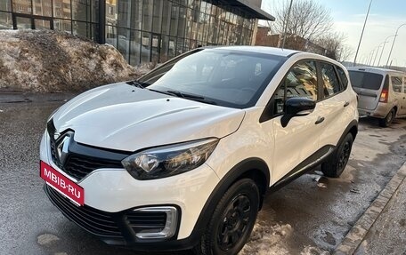 Renault Kaptur I рестайлинг, 2018 год, 870 000 рублей, 1 фотография